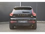 Volvo XC40 Recharge P8 AWD R-Design | Panoramadak | BLIS | Verwarmbare voorstoelen en stuurwiel | Premium audio by Harman Kardon | Adaptieve cruise control | Elektrische achterklep | Verwarmbare voorruit |
