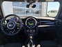 MINI Cooper 3-Deurs 1.5 Chili Business | Panoramadak | LED | Parkeersensoren Achter | 17'' LMV | Navigatie | Dual Zone Climate Control |