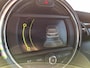 MINI Cooper 3-Deurs 1.5 Chili Business | Panoramadak | LED | Parkeersensoren Achter | 17'' LMV | Navigatie | Dual Zone Climate Control |