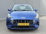 Hyundai i10 1.0 Comfort / Navigatie d.m.v. Apple Carplay/Android auto / Cruise Control / Airco / Parkeersensoren achter / Bluetooth / All-season banden /