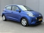 Hyundai i10 1.0 Comfort / Navigatie d.m.v. Apple Carplay/Android auto / Cruise Control / Airco / Parkeersensoren achter / Bluetooth / All-season banden /