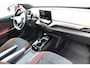 Volkswagen ID.4 Pure 52kWh ELEKTRISCH. Serieus nette en mooie VW ID.4 ! Autm. airco dual, stoelverwarming, LM wielen met AllSeason banden, metallic lak Two tone, trekhaak, LED verlichting, parkeersensoren, navigatie, telefoonvoorb., leer/alcantara bekleding etc.