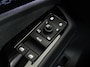 Volkswagen ID.7 Tourer Pro Business 77 kWh accu. 210 kW / 286 pk Variant | Camera | Elektrische stoelen | Head Up display | Elektrische achterklep |