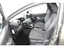 Toyota Yaris 1.5 VVT-i Business Plus | Airco | Trekhaak | Navigatie | 17 Inch all-weather |