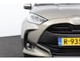 Toyota Yaris 1.5 VVT-i Business Plus | Airco | Trekhaak | Navigatie | 17 Inch all-weather |