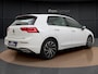 Volkswagen Golf 1.4 eHybrid Style | ACC | Stuur-/Stoelverwarming | ERGO Stoel | Parkeerhulp | Carplay | 17'' |