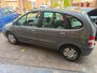 Renault Scenic 1.6-16V Air/ Automaat/ met Airco, NAP en een nieuwe APK!!!