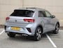 Volkswagen T-Roc 1.5 TSI R-Line 150PK DSG | Panoramadak | Led Matrix | Camera | Trekhaak | Stoelverwarming | Ergo stoelen