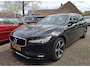 Volvo V90 2.0 T5 Momentum. Dealer onderhouden. Zeer luxe en netjes. O.a. leder, stoelverw, trekhaak, pdc, navi, adap.cruise, etc