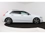 Mercedes-Benz A-klasse 180 Business Solution Plus AMG (PANORAMADAK, SFEERVERLICHTING, CAMERA, STOELVERWARMING, ELEKT. STOELEN)