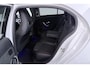 Mercedes-Benz A-klasse 180 Business Solution Plus AMG (PANORAMADAK, SFEERVERLICHTING, CAMERA, STOELVERWARMING, ELEKT. STOELEN)