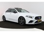 Mercedes-Benz A-klasse 180 Business Solution Plus AMG (PANORAMADAK, SFEERVERLICHTING, CAMERA, STOELVERWARMING, ELEKT. STOELEN)
