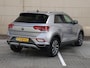 Volkswagen T-Roc 1.0 TSI Style | 110 pk | Navigatie | Stoelverwarming | Trekhaak | Led | Ergo stoelen | Camera