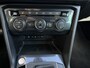 Volkswagen Tiguan 1.4 TSI R-line / Digitaal dashboard / Pano / Navigatie / App connect / Camera / Zwenkbare trekhaak / Allseason /