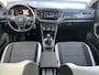 Volkswagen T-Roc 1.5 TSI Sport / Digitaal dashboard / Pano / Navigatie / App connect / Parkeersensoren V+A / Trekhaak / **