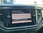 Volkswagen T-Roc 1.5 TSI Sport / Digitaal dashboard / Pano / Navigatie / App connect / Parkeersensoren V+A / Trekhaak / **