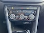 Volkswagen T-Roc 1.5 TSI Sport / Digitaal dashboard / Pano / Navigatie / App connect / Parkeersensoren V+A / Trekhaak / **