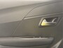 Peugeot 208 1.2 ACTIVE 100 PK NAVIGATIE VIA APPLE CARPLAY/ANDROID CRUISE CONTROL AIRCO BLUETOOTH TELEFOON RIJSTROOKSENSOREN 18" LICHTMETALEN VELGEN PDC ZEER MOOI !!