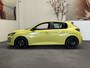 Peugeot 208 1.2 ACTIVE 100 PK NAVIGATIE VIA APPLE CARPLAY/ANDROID CRUISE CONTROL AIRCO BLUETOOTH TELEFOON RIJSTROOKSENSOREN 18" LICHTMETALEN VELGEN PDC ZEER MOOI !!