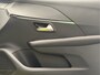 Peugeot 208 1.2 ACTIVE 100 PK NAVIGATIE VIA APPLE CARPLAY/ANDROID CRUISE CONTROL AIRCO BLUETOOTH TELEFOON RIJSTROOKSENSOREN 18" LICHTMETALEN VELGEN PDC ZEER MOOI !!