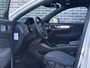 Volvo XC40 1.5 T2 Momentum Business | Panoramadak | Adaptive cruise control | Achteruitrijcamera | Parkeersensoren | Apple Carplay | Android Auto | Keyless Entry | Elektrische Achterklep | BLIS |
