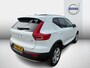 Volvo XC40 1.5 T2 Momentum Business | Panoramadak | Achteruitrijcamera | Parkeersensoren | Apple Carplay | Android Auto | Keyless Entry | Elektrische Achterklep | BLIS | Cruise Control Adaptief