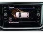 Volkswagen T-Roc 1.0 TSI Sport 115pk | Stoel- en Stuurverwarming | Adaptive | Sensoren