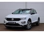 Volkswagen T-Roc 1.0 TSI Sport 115pk | Stoel- en Stuurverwarming | Adaptive | Sensoren