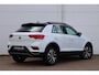 Volkswagen T-Roc 1.0 TSI Sport 115pk | Stoel- en Stuurverwarming | Adaptive | Sensoren