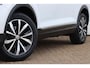 Volkswagen T-Roc 1.0 TSI Sport 115pk | Stoel- en Stuurverwarming | Adaptive | Sensoren