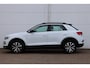 Volkswagen T-Roc 1.0 TSI Sport 115pk | Stoel- en Stuurverwarming | Adaptive | Sensoren
