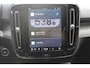 Volvo XC40 B3 177pk Automaat Plus Dark Google infotainment / Elektrisch verstelbare voorstoelen met geheugen voor de bestuurdersstoel / Stoel en stuurwielverwarming/ Harman Kardon Audio