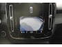 Volvo XC40 B3 177pk Automaat Plus Dark Google infotainment / Elektrisch verstelbare voorstoelen met geheugen voor de bestuurdersstoel / Stoel en stuurwielverwarming/ Harman Kardon Audio