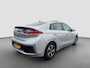 Hyundai Ioniq 1.6 GDi 141pk Premium | Camera | CLimate controle | Dodehoekdetectie | Schuifdak | Elektrische bestuurderstoel met geheugen | Keyless entry | Navigatie | Parkeersensoren | Stoelventilatie| Stoelverwarming