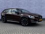 Volvo V60 Cross Country 2.0 T5 Summum | Schuifdak | BLIS | Cruise Control Adaptief | Navigatie | Sportstoelen | Alarm| Lichtmetalen Velgen 19 inch | Stoelverhogers | Achteruitrijcamera | Parkeersensoren | Parkeerverwarming | Keyless Entry | Bi-Xenon Adaptief