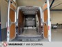 Volkswagen Crafter 35 2.0 TDI L3H3 Highline 140pk | Nav | Trekhaak | PDC