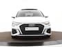 Audi A3 Sportback 40 TFSIe 204pk S-tronic Edition · Panoramadak · Camera · S-line Exterieur · Navigatie · Dodehoek Detectie · Stoelverwarming · 17'' Inch ·