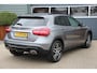 Mercedes-Benz GLA 200 Premium | Camera | Navi | Trekhaak | Stoelverw | Airco | Cruise | Sportstoelen | | Bluetooth | LMV18'' | Dealer onderhouden | Zeer nette