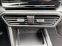 SEAT Leon 1.0 TSI Style Launch Edition | Groot scherm navi | Achteruitrijcamera | Apple CarPlay | LED verlichting | Cruise control adaptief | Climate control | DAB ontvanger | Parkeersensoren voor en achter