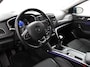 Renault Megane Estate 1.2 TCe Bose Climate control Cruise control Parkeersensoren Camera Sfeerverlichting Navigatie Lichtmetalen velgen