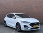 Ford Focus 1.0 EcoBoost Hybrid 125pk ST-Line | Navigatie | Licht metalen velgen