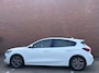 Ford Focus 1.0 EcoBoost Hybrid 125pk ST-Line | Navigatie | Licht metalen velgen