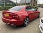 Volvo S60 2.0 T4 190PK Geartronic R-Design + 18"/ Navi/ Clima/ Cruise/ Full-LED/ Winterpakket/ Camera/ NL auto