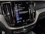 Volvo XC60 2.0 Recharge T8 AWD R-Design | B&W | PANO | 21" | HUD | Memory |