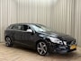 Volvo V60 1.6 T3 R-Design Org.NL! / Cruise / Navigatie / Afn. Trekhaak / PDC / 18'' LMV