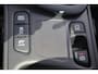 Toyota Yaris 1.5 HYBRID 130 EXECUTIVE NIEUW! BLIND-SPOT JBL-AUDIO HUD PANODAK P-SENSOREN STOEL/STUURVERW KEYLESS APPLE/ANDROID AD-CRUISE
