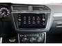 Volkswagen Tiguan 2.0 TSI 4Motion 220PK R-LINE LED/VIRTUAL/HUD/PANO/ALCANTARA+S.VERWARMING/20" LMV/CAM/LINE/ACC/12 MND GARANTIE!