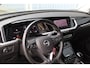 Opel Grandland 1.2-130pk Turbo GS-Line. Zeer nette, sportieve en luxe hoogzitter, slechts 49.000km ! Autm. airco dual, camera, half leder, navigatie, telefoonvoorb, Apple carplay/Android auto, lane- en side assist, cruise control, metallic lak, LM wielen etc.
