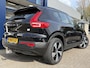Volvo XC40 Recharge P8 AWD R-Design / Automaat / NL-Auto / Dealer-Onderhouden / Open-Panodak / Pilot-Assist / Warmtepomp / Standkachel / Stuur- en Stoelverwarming / Elektr.-Wegklapbare Trekhaak / LED / Keyless / Dodehoek-Detectie / Elektr.-Achterklep / Apple-Carplay & Android-Auto / DAB Radio-Bluetooth / Navi / PDC V+A / 19'' LMV / ENZ.
