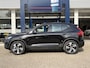 Volvo XC40 Recharge P8 AWD R-Design / Automaat / NL-Auto / Dealer-Onderhouden / Open-Panodak / Pilot-Assist / Warmtepomp / Standkachel / Stuur- en Stoelverwarming / Elektr.-Wegklapbare Trekhaak / LED / Keyless / Dodehoek-Detectie / Elektr.-Achterklep / Apple-Carplay & Android-Auto / DAB Radio-Bluetooth / Navi / PDC V+A / 19'' LMV / ENZ.